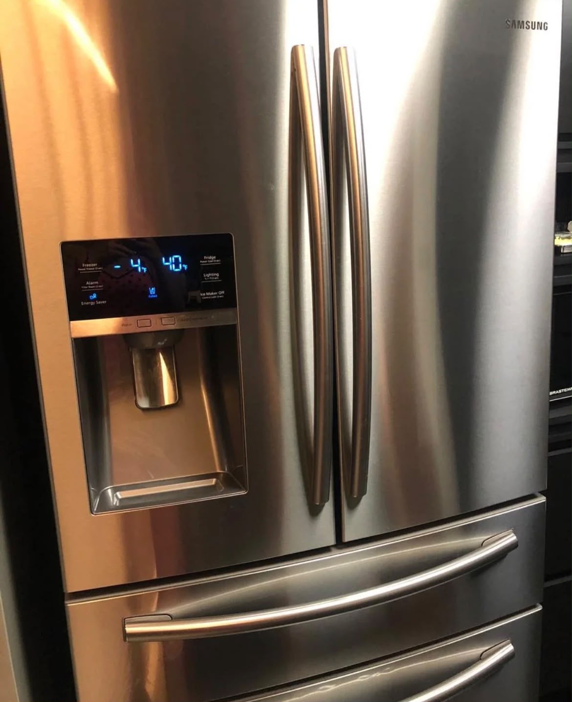 Atendimento técnico em equipamento de refrigeração